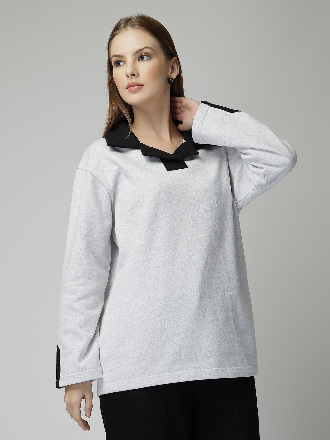 Women’s Grey & Black Collar Top sweatshirt