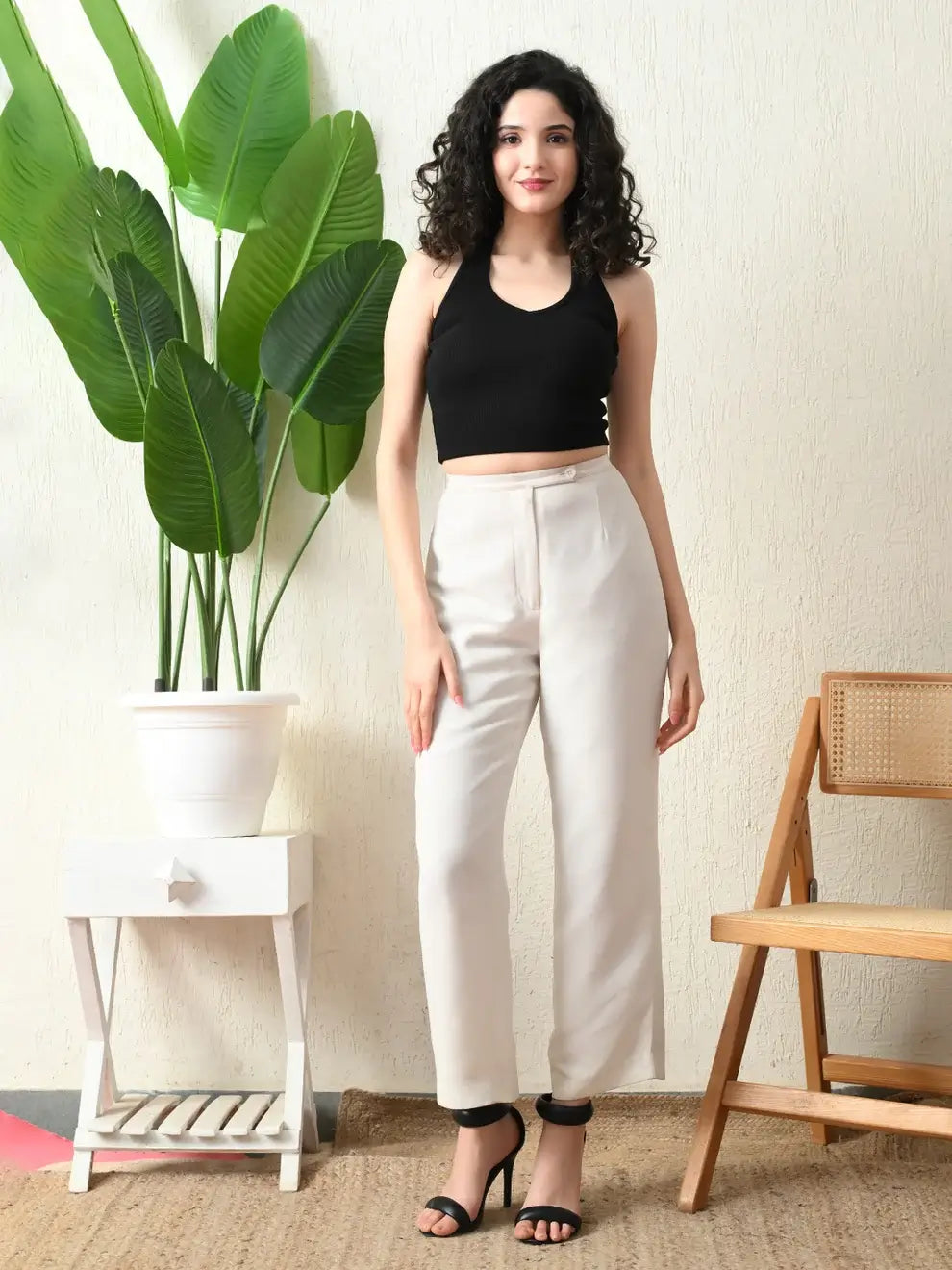 Unifringe Halter Neck Sleeveless Cotten Top