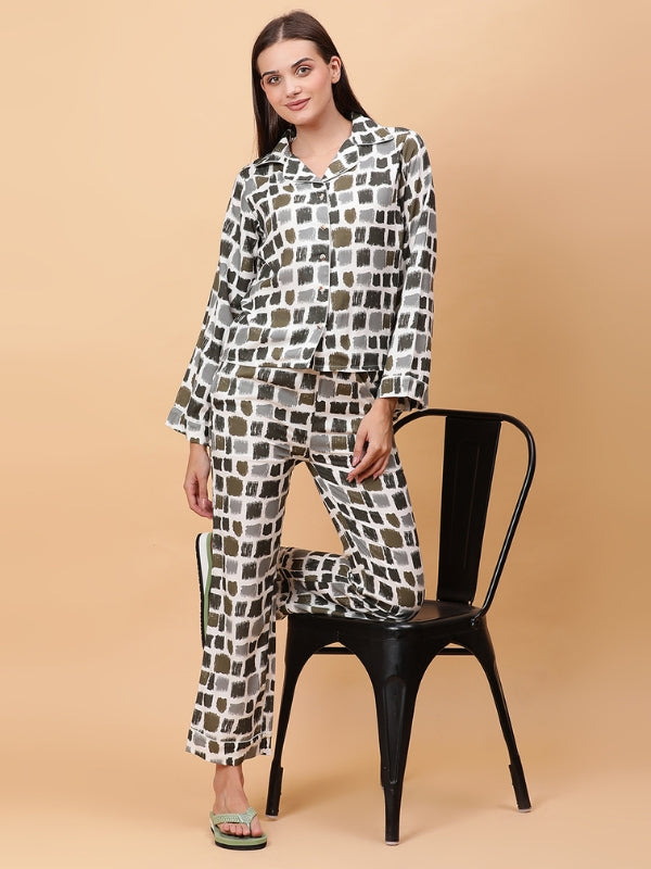 Modern Abstract Print Women’s Nightsuit
