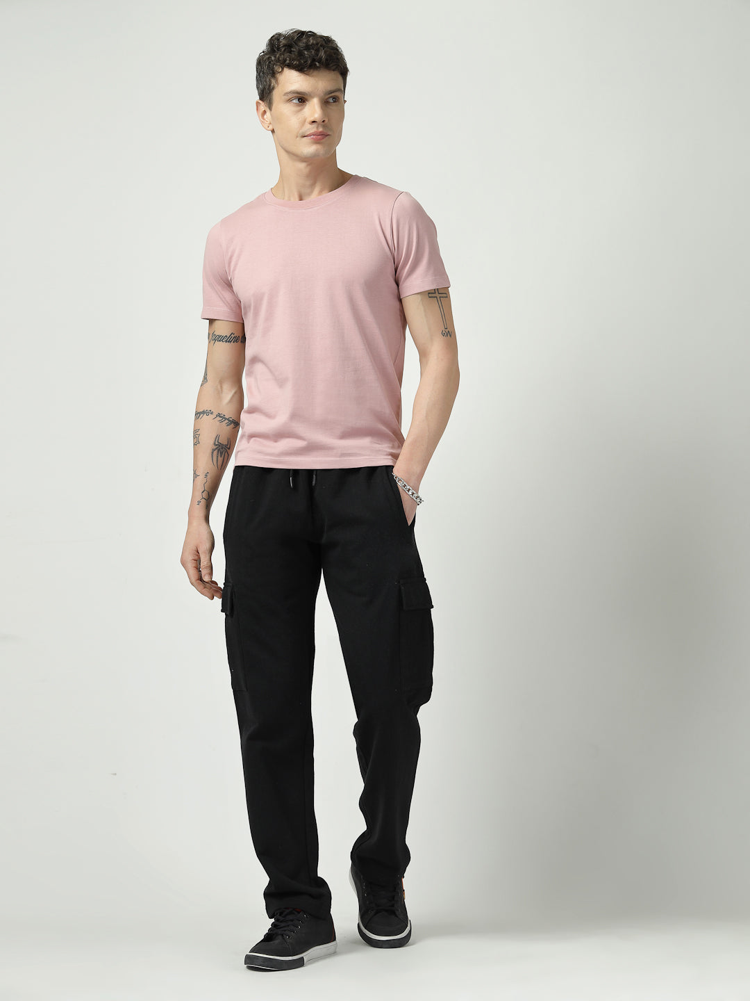 Men’s Straight-Fit Fleece Cargo Pants